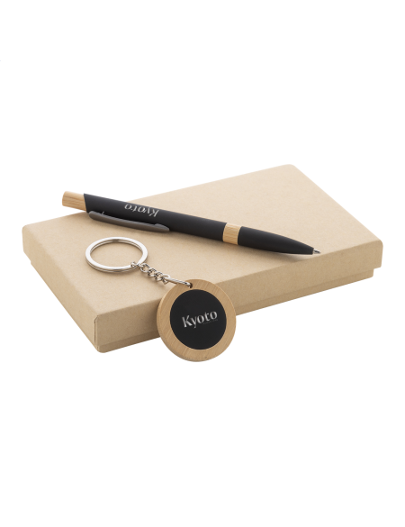 Sada pera a přívěšku na klíče